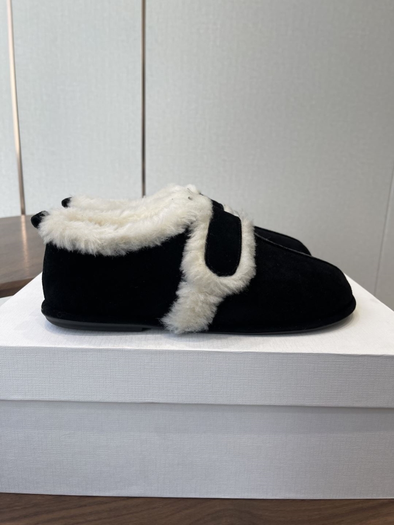 The R0w boots